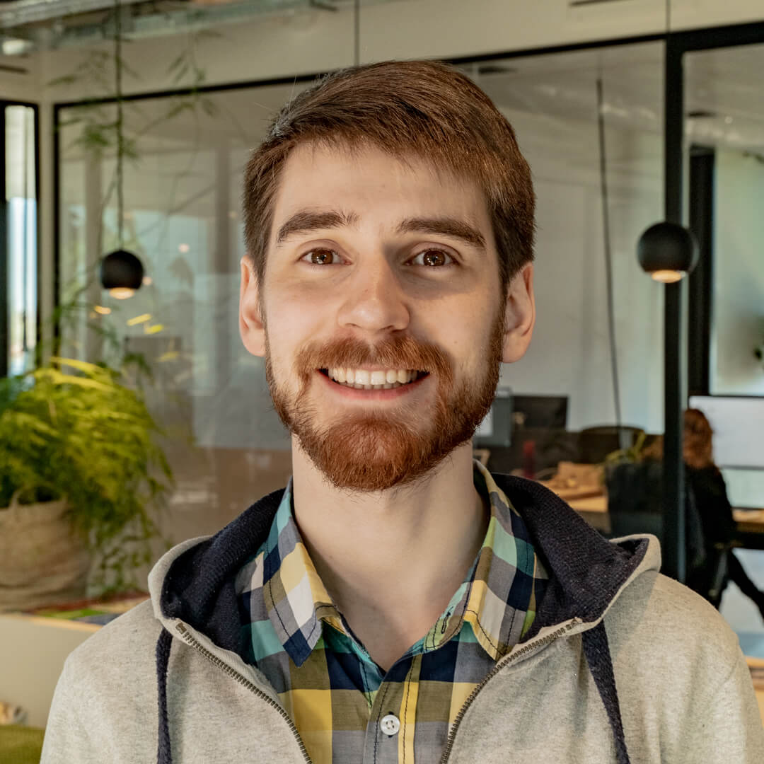 Roman_Berdichevskii_Square_LR